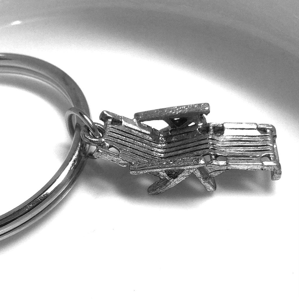 Miniature Beach Vacation Pool Chair Tourist Resort charm gift key ring Keychain